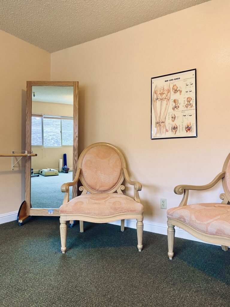 Casa de Flores Therapy Room (5)